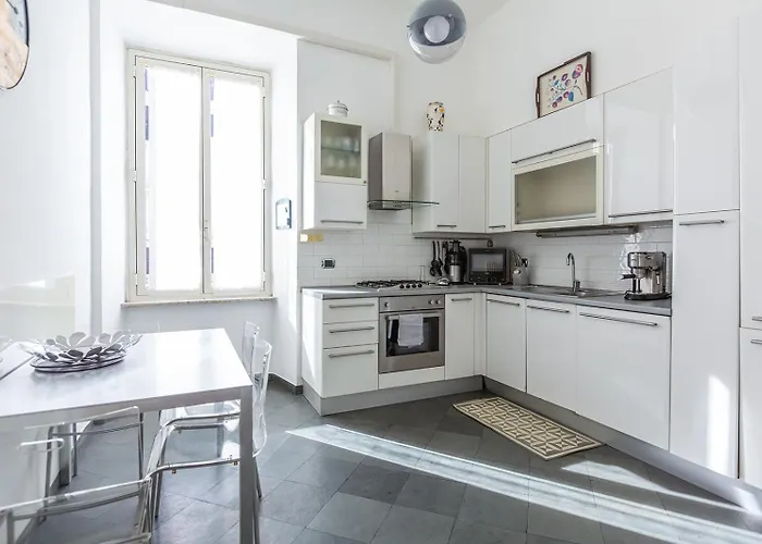 White Taranto Rom